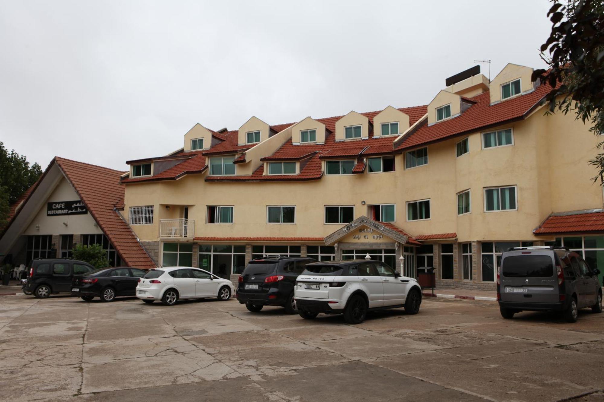 Hotel Relais Ras El Maa Ифран Экстерьер фото